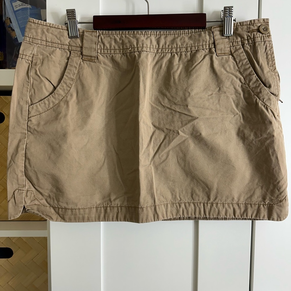 Old navy khaki color mini skirt 10